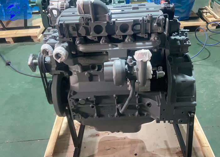 Четырехтактный дизельный двигатель Deutz BF4M1013EC/FC с водяным охлаждением (серия 1013) для строительства, генераторных установок и морской промышленности.